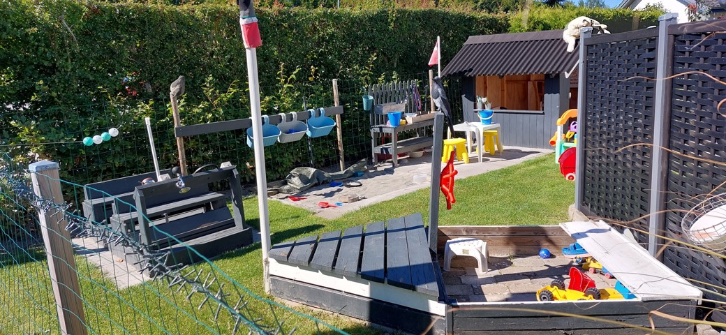 Sandkassemiljø i Berits have