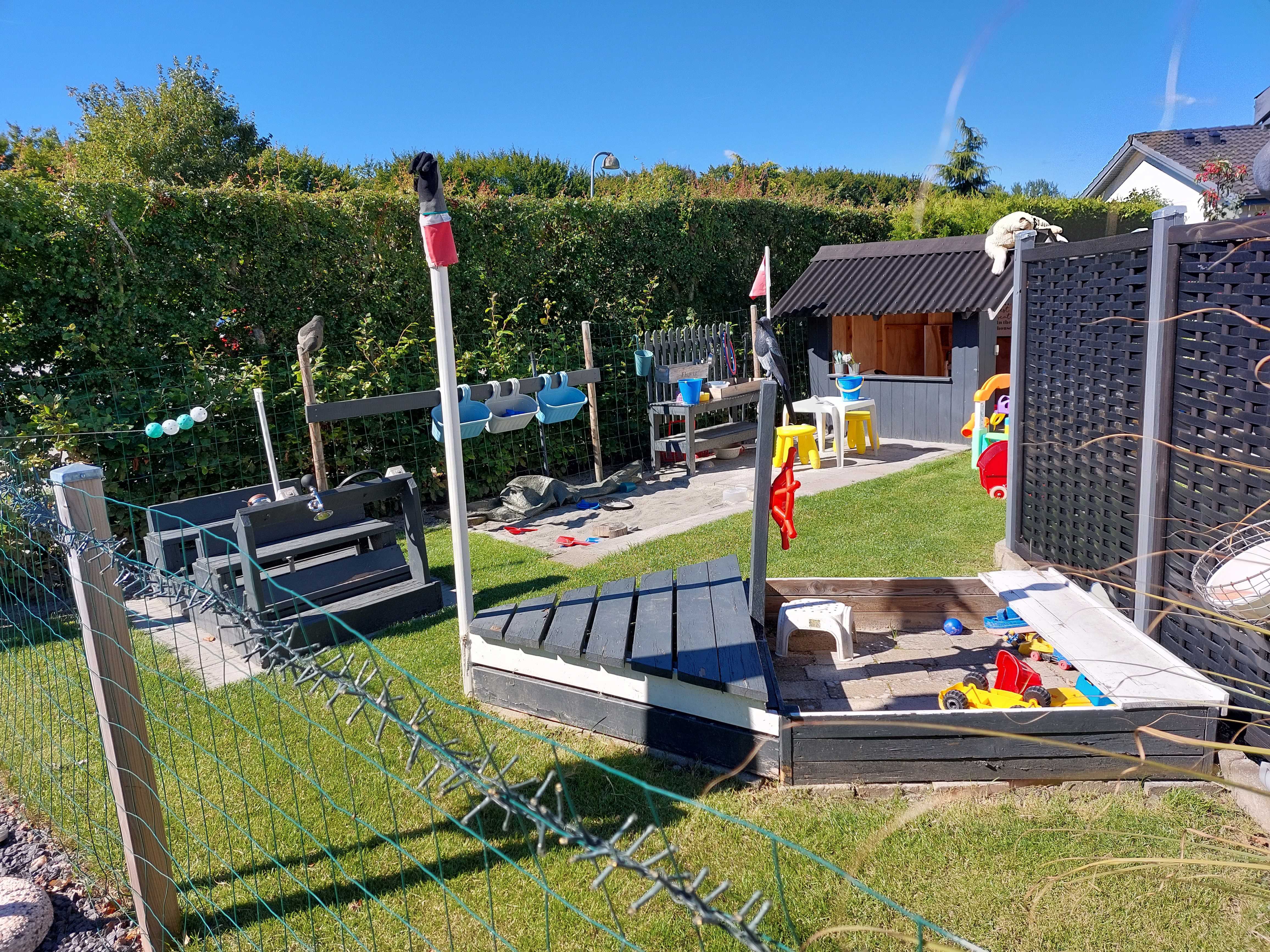 Sandkassemiljø i Berits have