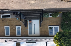 Indgang til Carinas hus