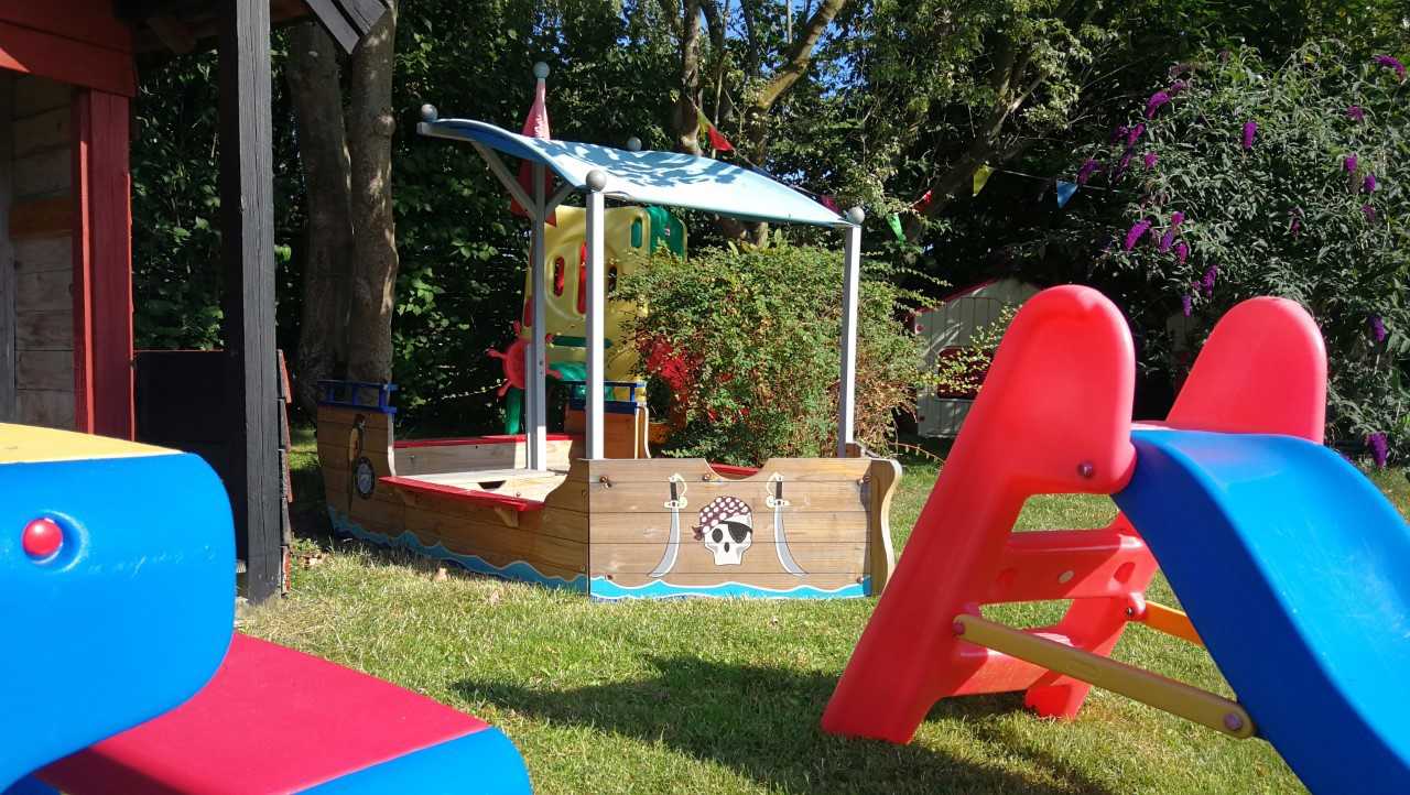 Rutschebane, sandkasse